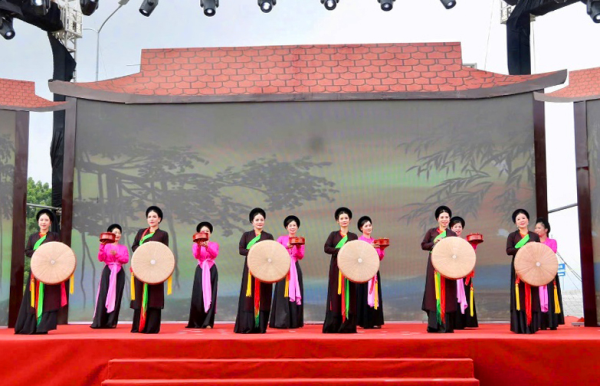 Quảng bá và livestream tại Tuần Văn hóa, Du lịch và Xúc tiến Thương mại (Lễ hội mùa Thu Côn Sơn - Kiếp Bạc năm 2025)